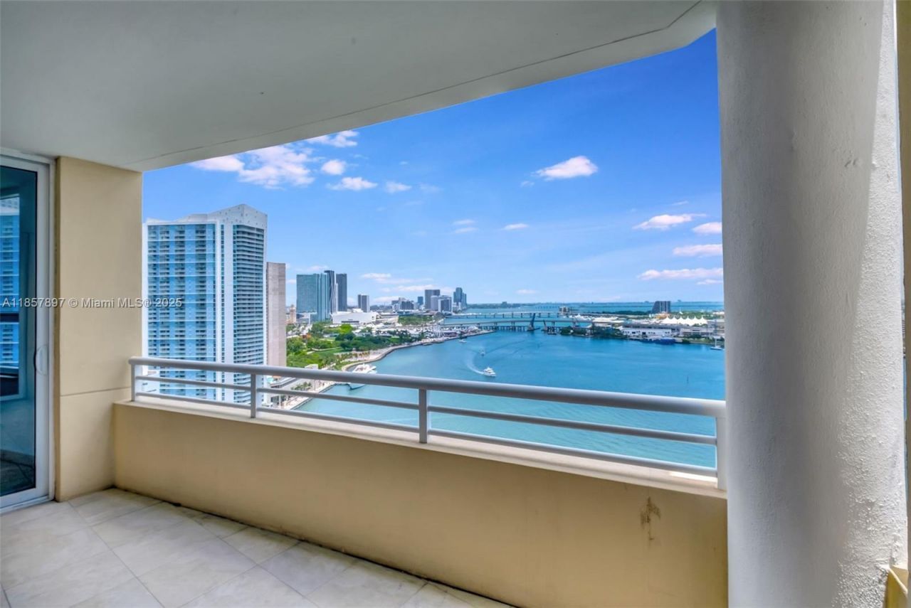 848 Brickell Key Dr, Unit 2602, Miami, FL 33131 Photo