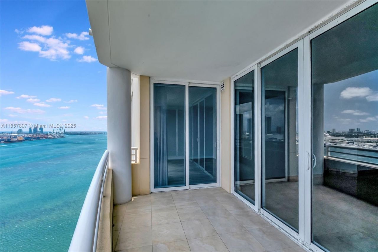 848 Brickell Key Dr, Unit 2602, Miami, FL 33131 Photo