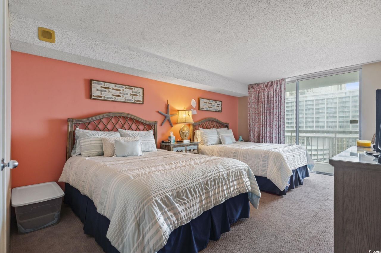 9820 Queensway Blvd. Photo 13