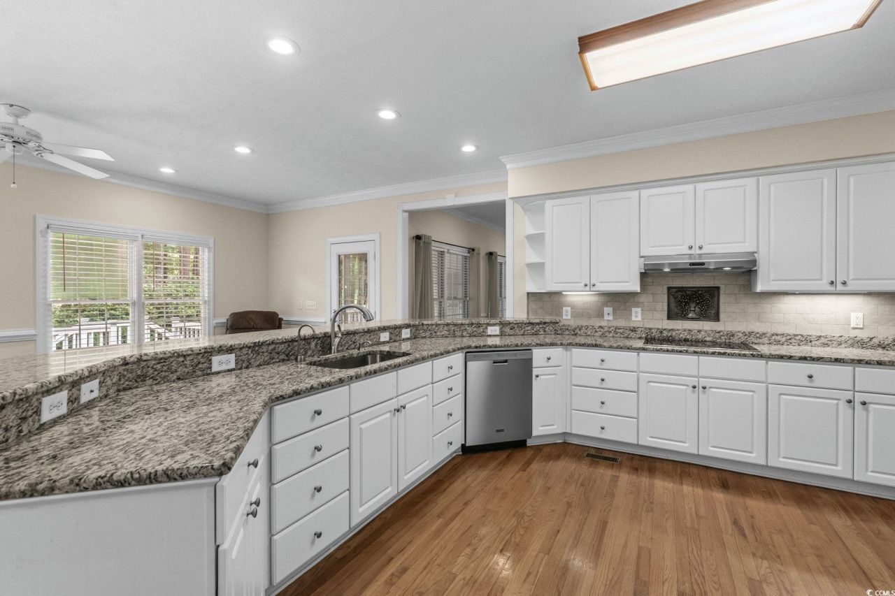 4504 Fulton Pl. Photo 10