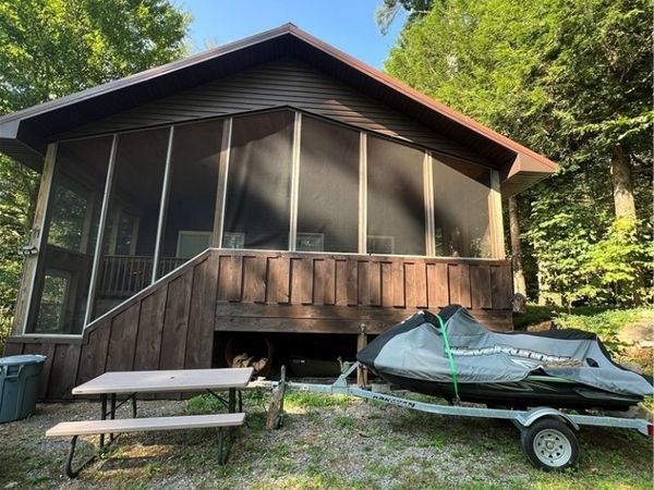 11 Wall Street, Bernhards Bay, NY 13028