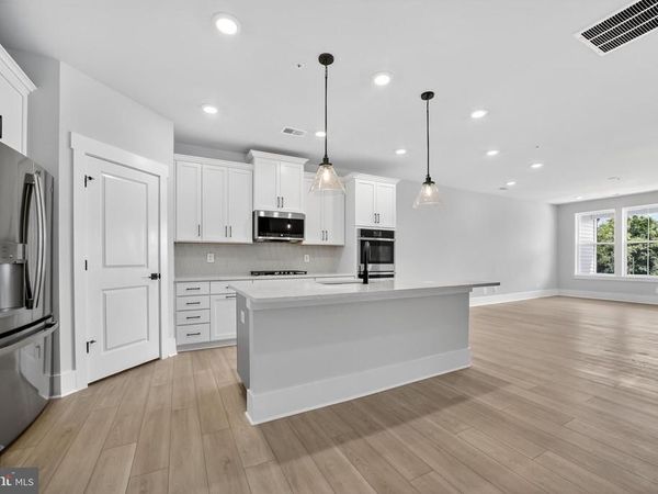 3704 ELIZABETH RIVER DRIVE, UPPER MARLBORO, MD 20772