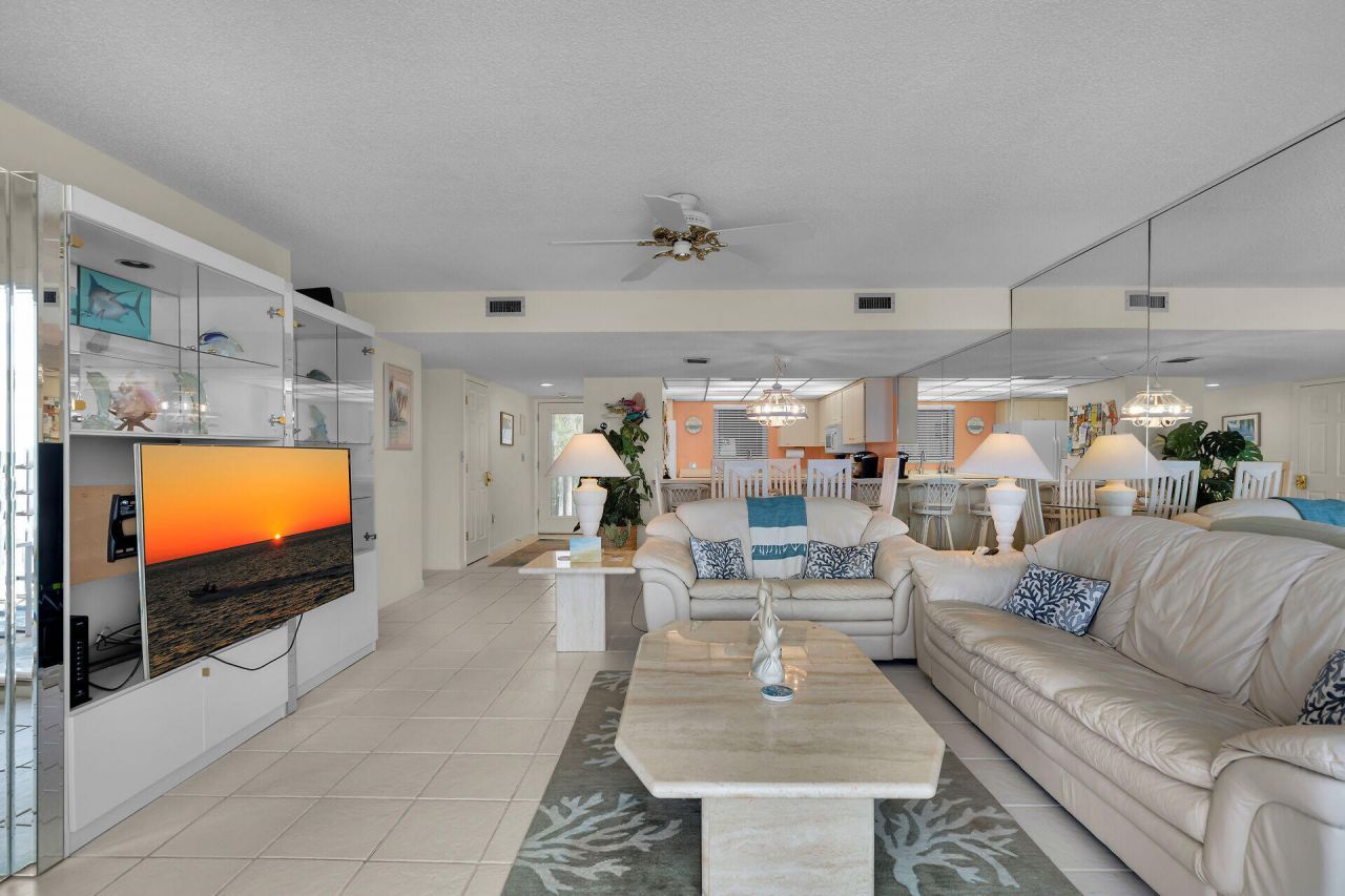 135 Coco Plum Drive, Unit 1B, Marathon, FL 33050 Photo