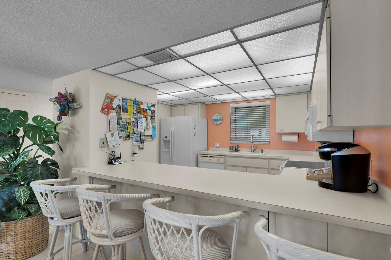 135 Coco Plum Drive, Unit 1B, Marathon, FL 33050 Photo