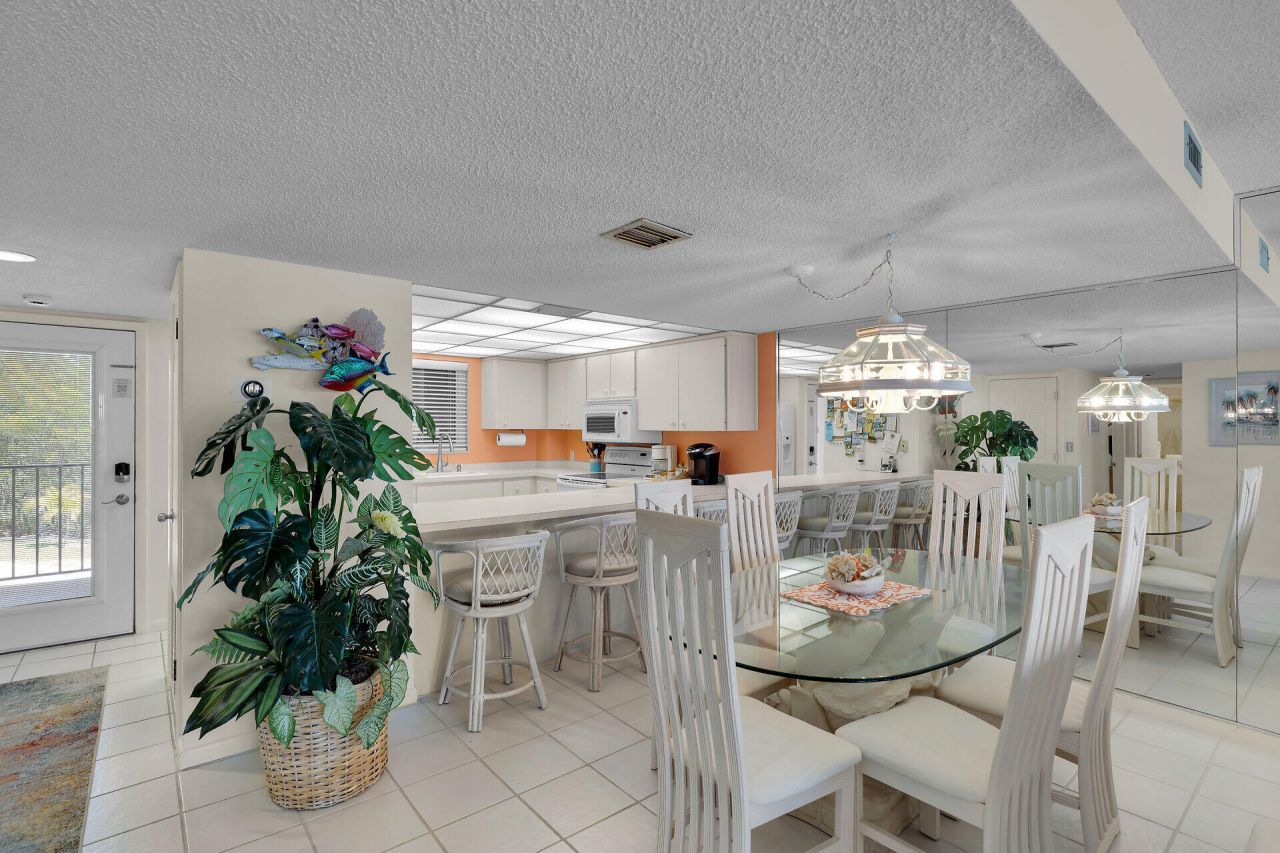 135 Coco Plum Drive, Unit 1B, Marathon, FL 33050 Photo