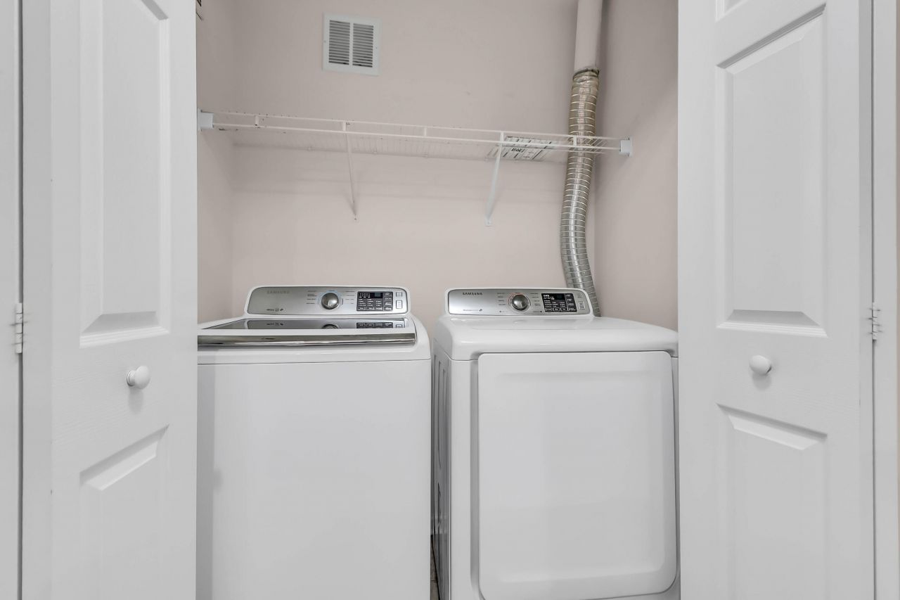 8712 Grassy Oak Trail Photo 10