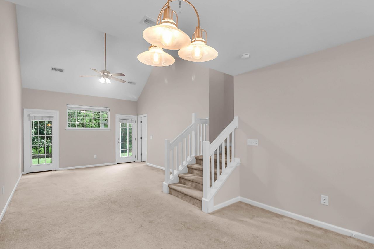 8712 Grassy Oak Trail Photo 12