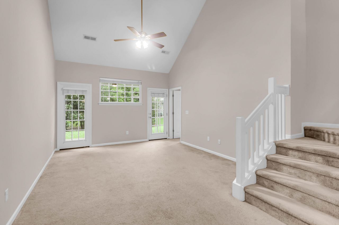 8712 Grassy Oak Trail Photo 17