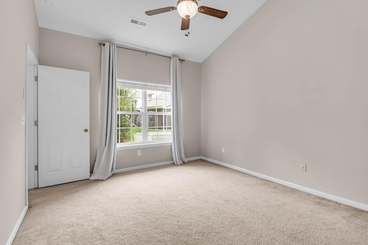 8712 Grassy Oak Trail Photo 20