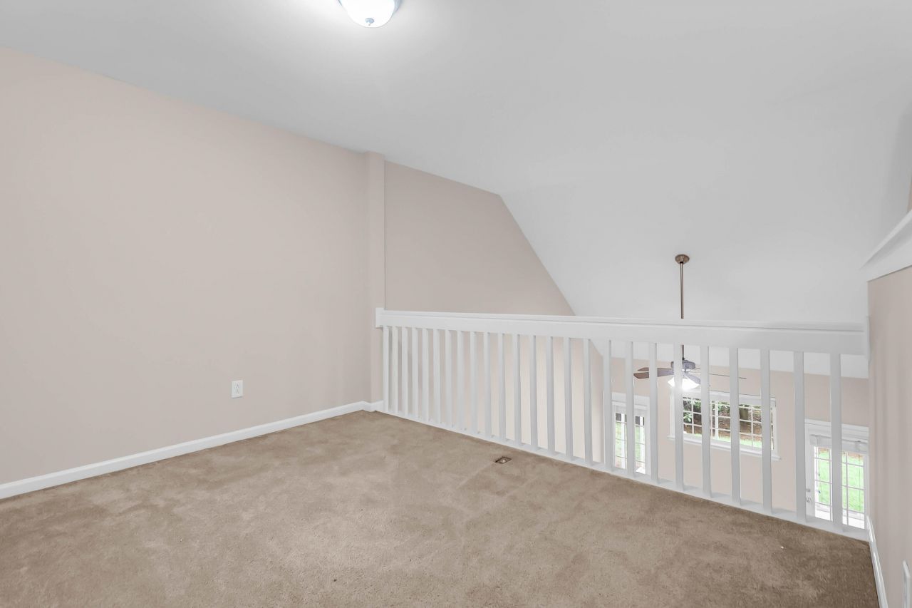 8712 Grassy Oak Trail Photo 24