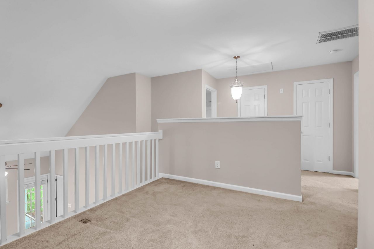 8712 Grassy Oak Trail Photo 25