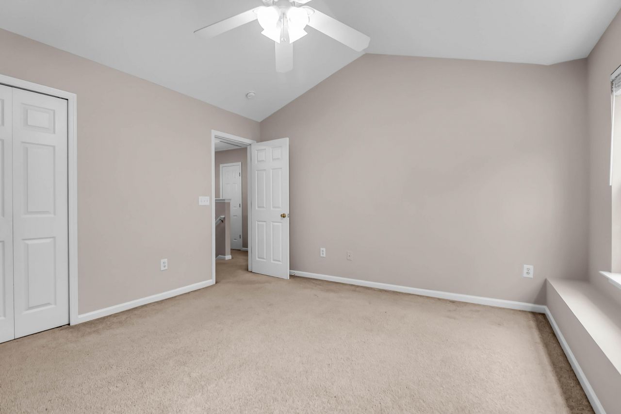 8712 Grassy Oak Trail Photo 30