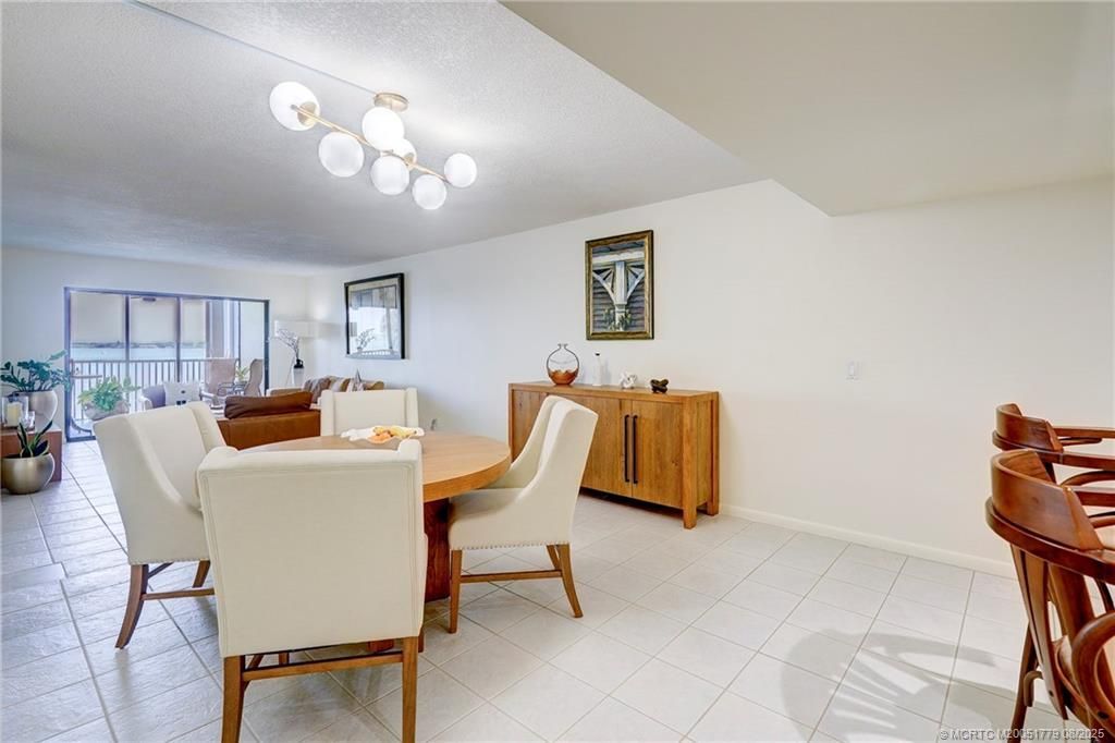 10 NE Plantation Road, Unit 101, Stuart, FL 34996 Photo