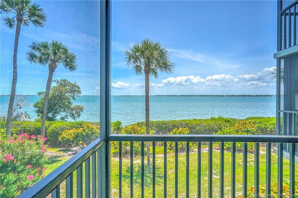 10 NE Plantation Road, Unit 101, Stuart, FL 34996 Photo