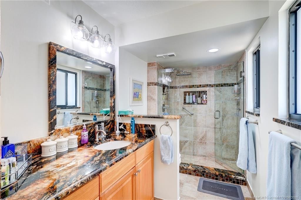 10 NE Plantation Road, Unit 101, Stuart, FL 34996 Photo