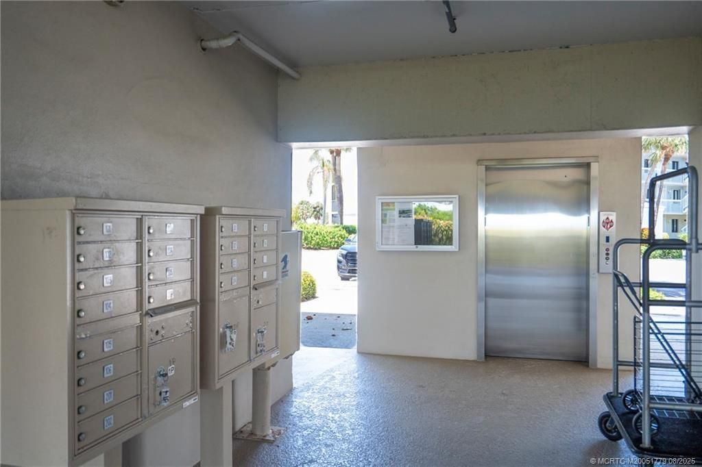 10 NE Plantation Road, Unit 101, Stuart, FL 34996 Photo