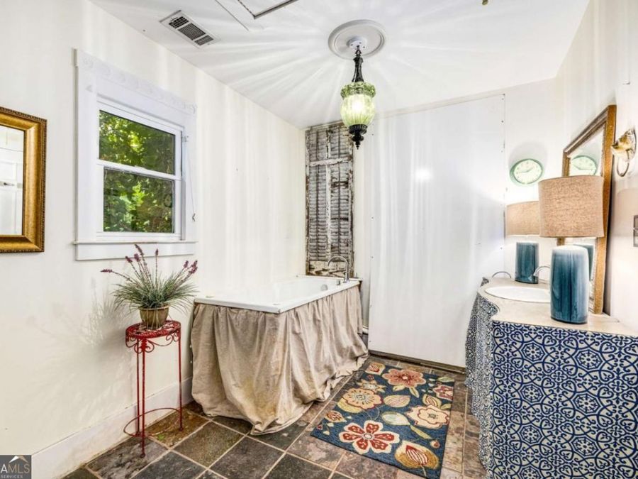 Property Image 47