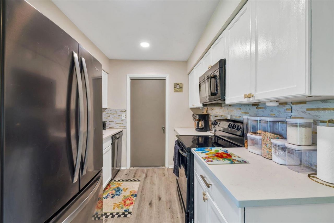 3900 105th Avenue N, Clearwater, FL 33762 Photo