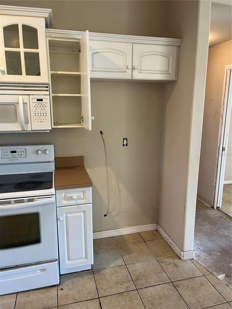 1109 Chaplin Avenue, Lehigh Acres, FL 33971 Photo