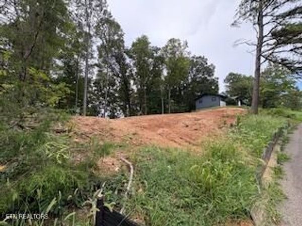 101 Hendrix Drive, Oak Ridge, TN 37830