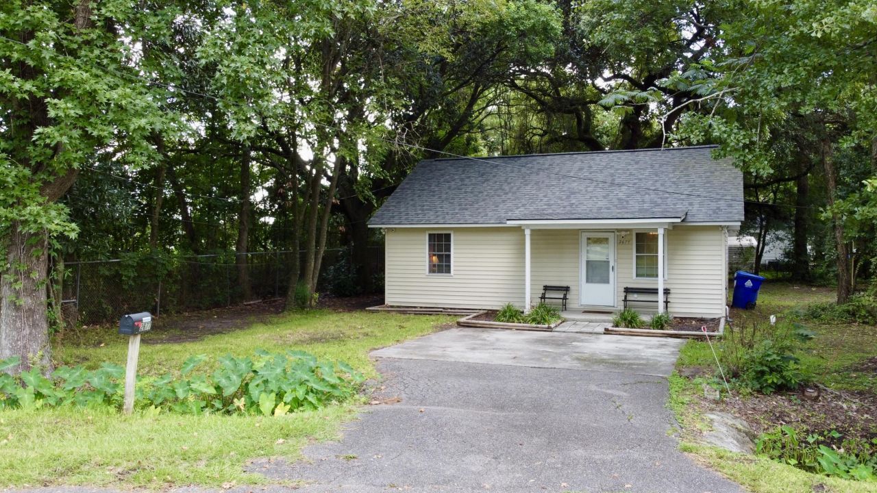 2677 Louise Drive Photo 18