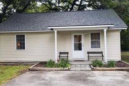 2677 Louise Drive photo 4