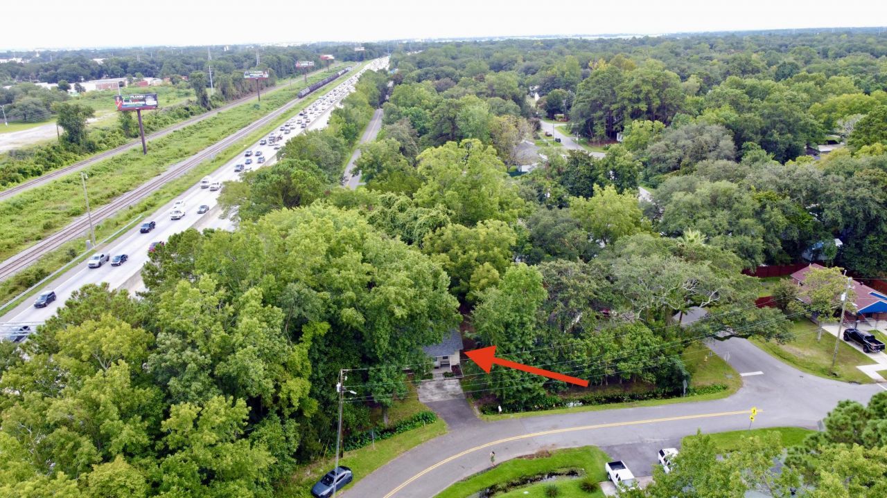 2677 Louise Drive Photo 21