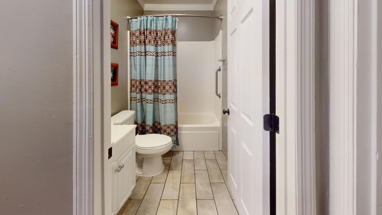 2677 Louise Drive Photo 25