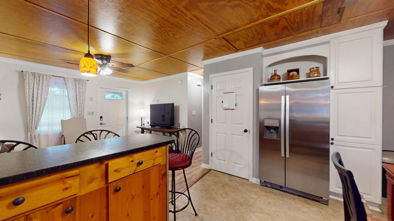 2677 Louise Drive Photo 28