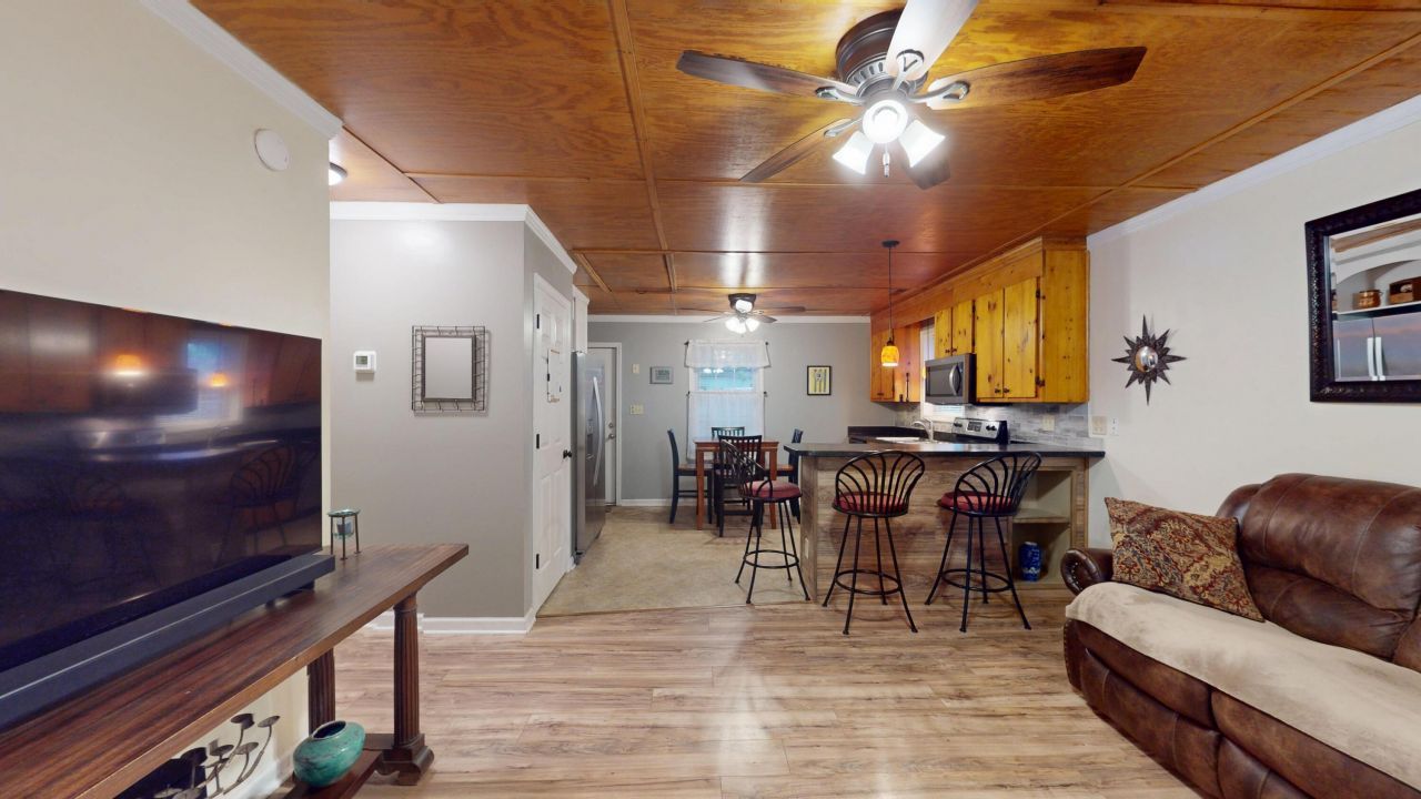 2677 Louise Drive Photo 29