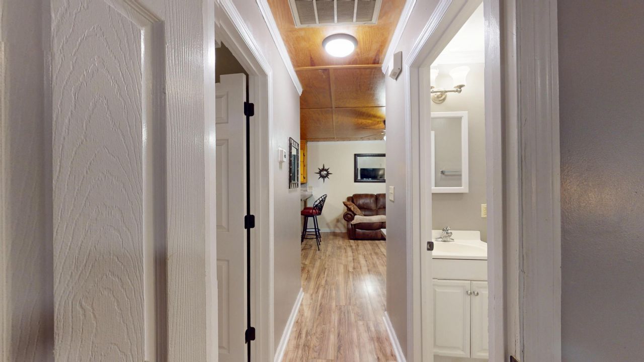 2677 Louise Drive Photo 30