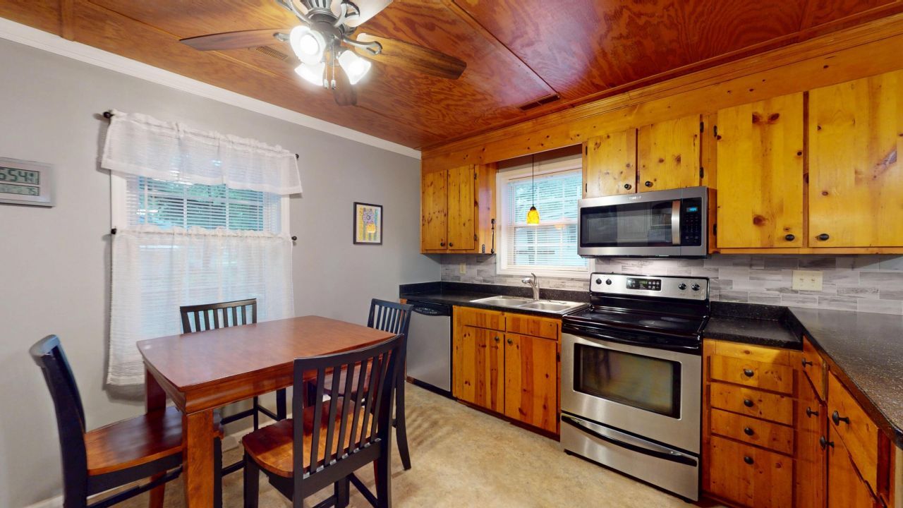 2677 Louise Drive Photo 38