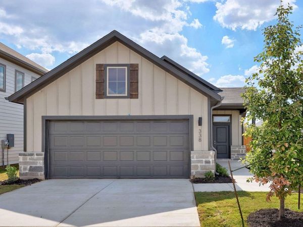 338 Bendecido LOOP, Elgin, TX 78621