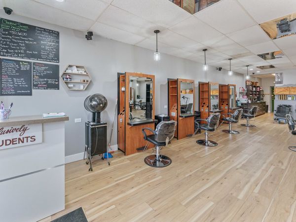 9999 confidential Avenue, Palatine, IL 60067