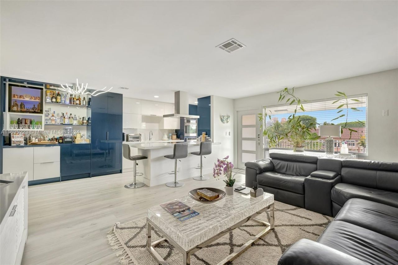 2866 NE 30th St, Unit 19, Fort Lauderdale, FL 33306 Photo