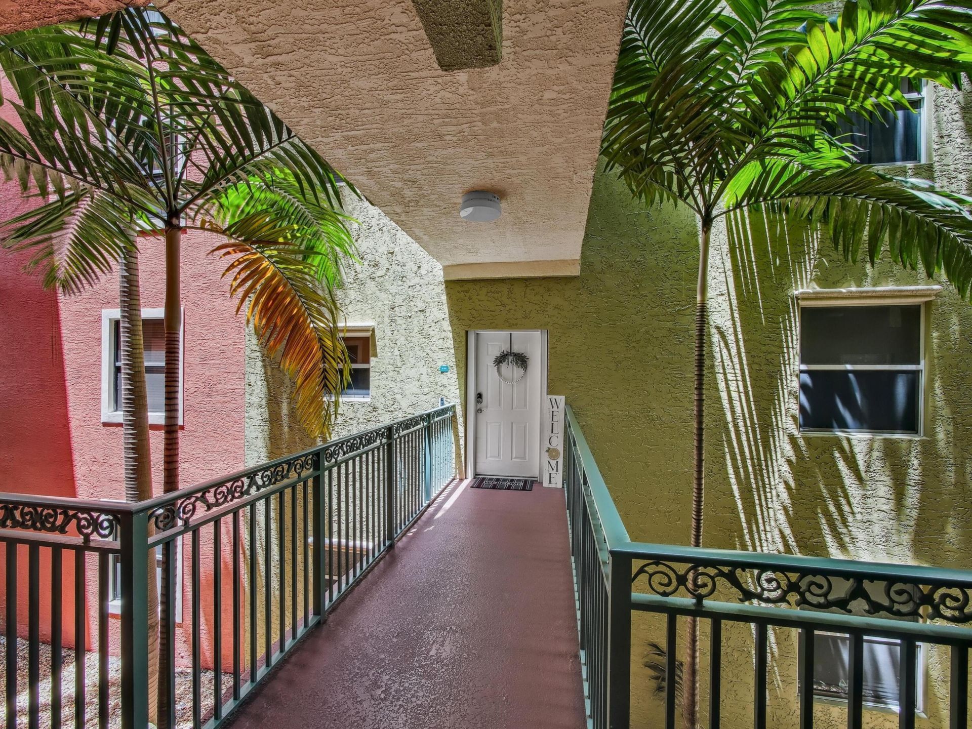 1610 Presidential Way, Unit B-207, West Palm Beach, FL 33401 Photo