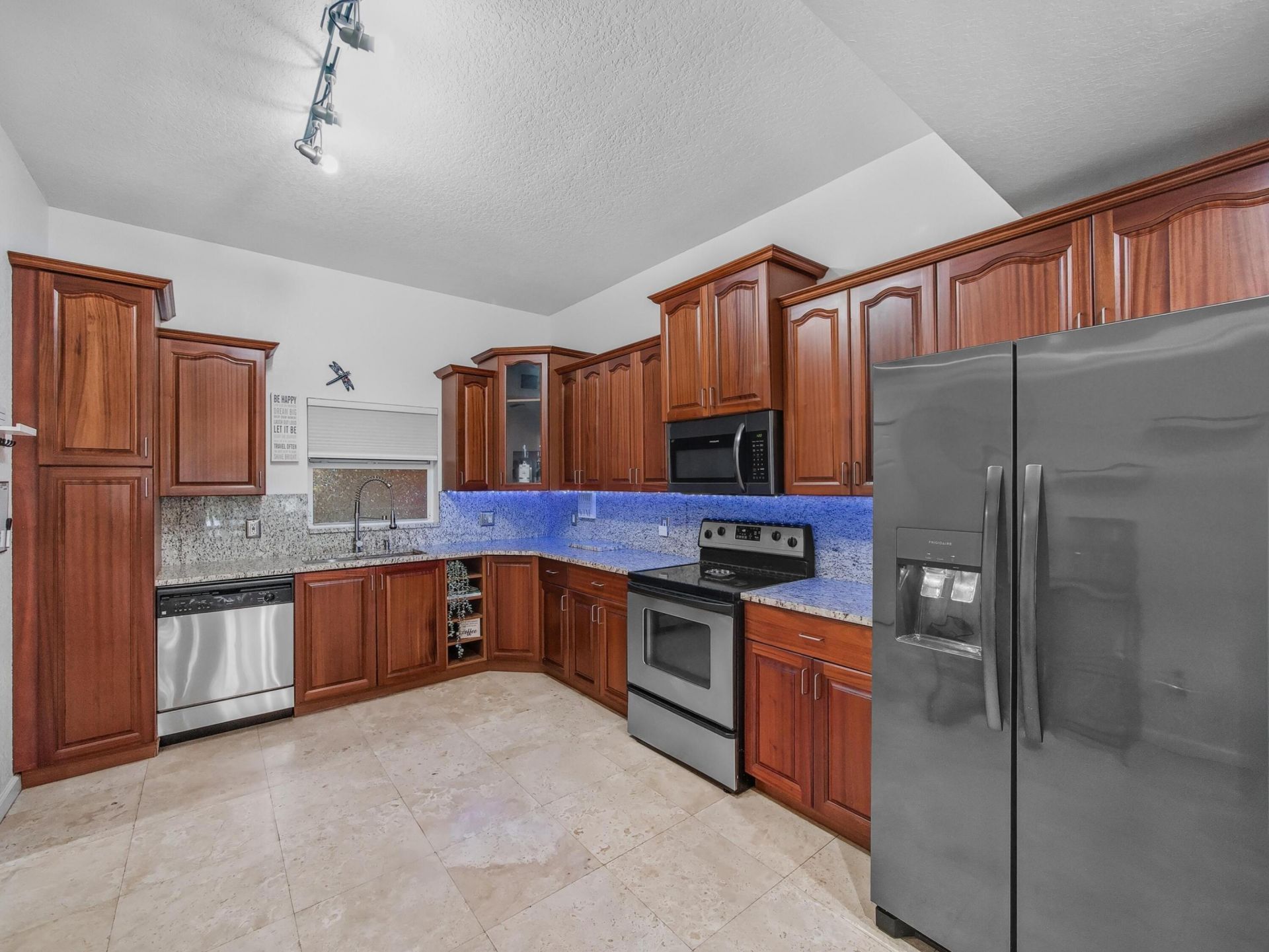 1610 Presidential Way, Unit B-207, West Palm Beach, FL 33401 Photo