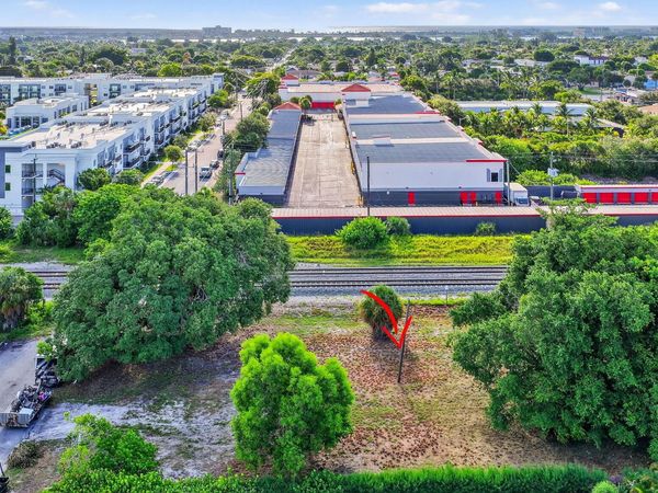 1201 16th Avenue N, Lake Worth Beach, FL 33460