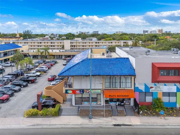 2742 SW 8th St, Miami, FL 33135