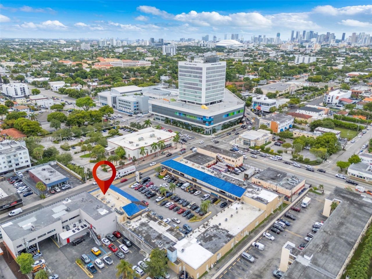 2742 SW 8th St, Miami, FL 33135 Photo