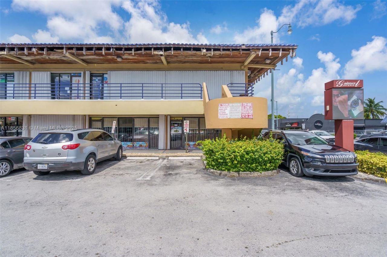 2742 SW 8th St, Miami, FL 33135 Photo