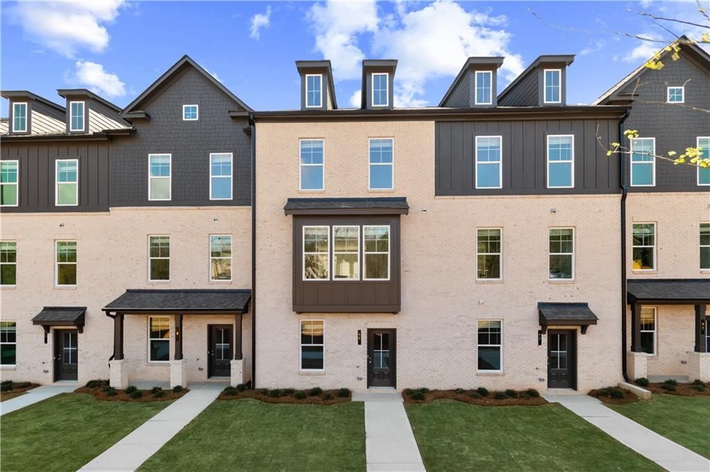 107 Daybreak Lane, Newnan, GA 30265 Main Photo