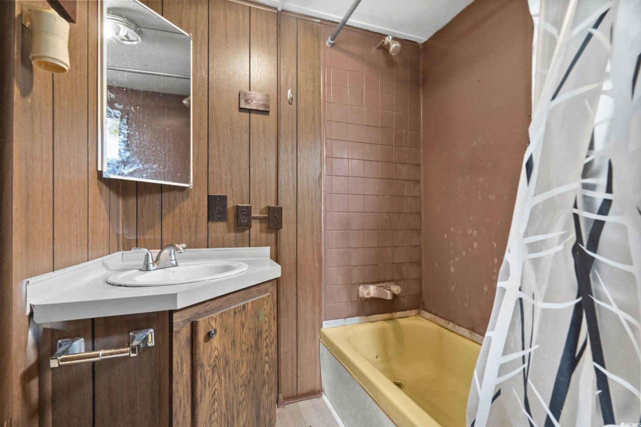 3025 Shalimar Dr. Photo 22