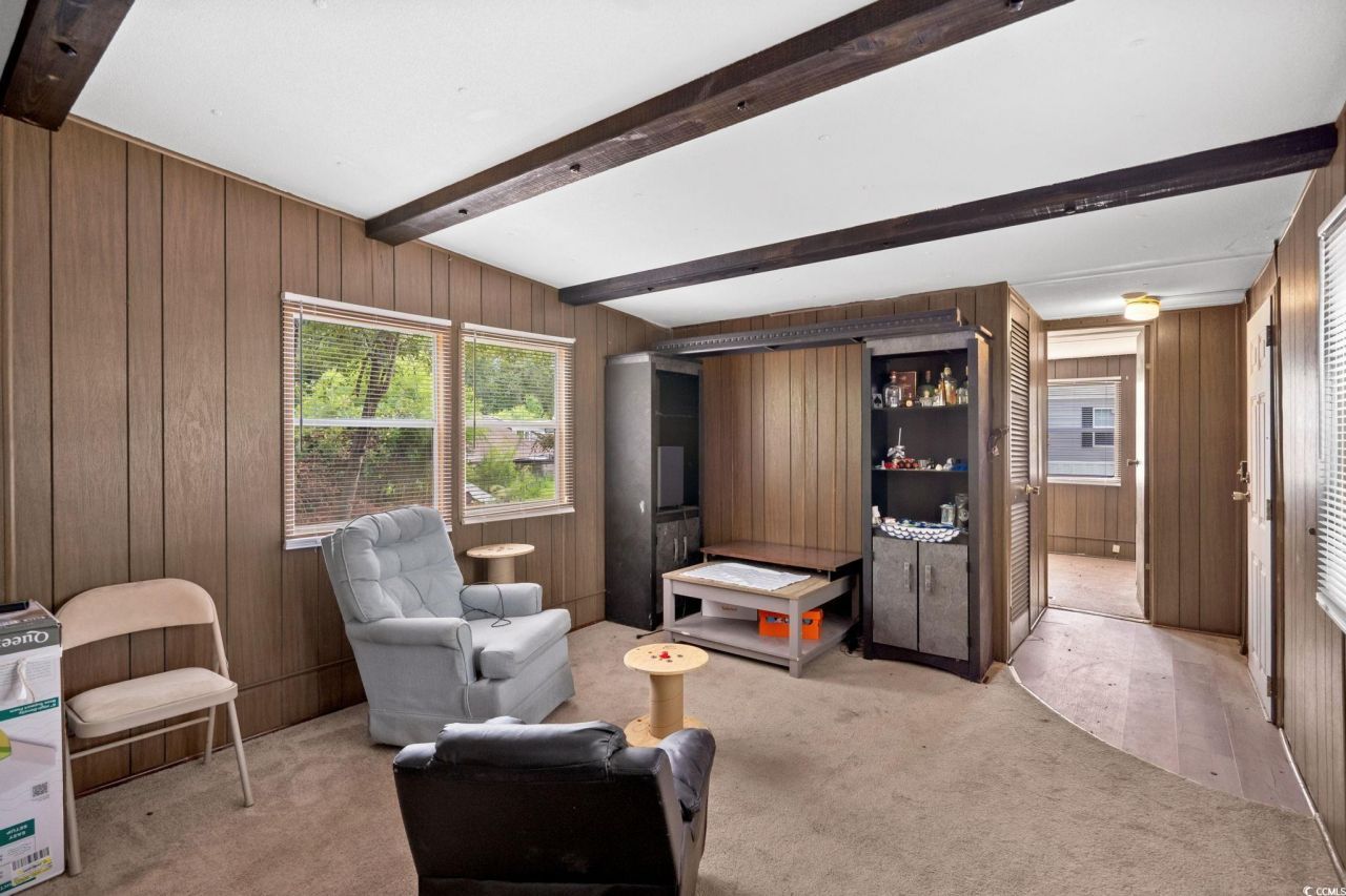 3025 Shalimar Dr. Photo 7