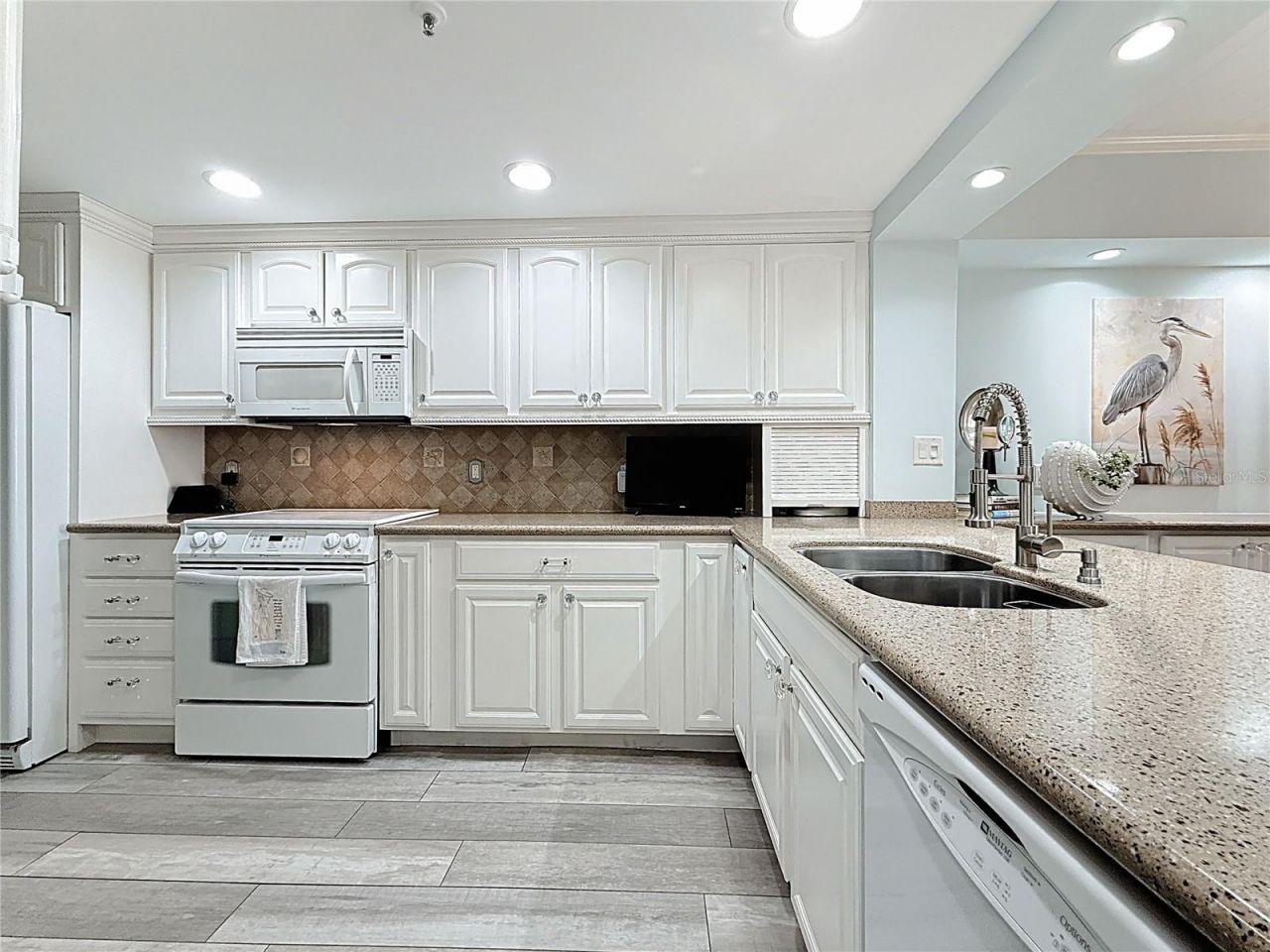 19700 Gulf Boulevard, Unit 202, Indian Shores, FL 33785 Photo