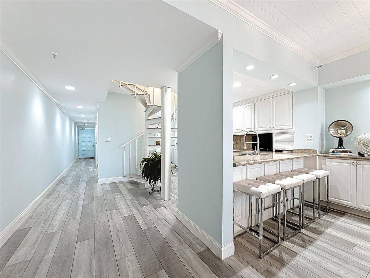 19700 Gulf Boulevard, Unit 202, Indian Shores, FL 33785 Photo