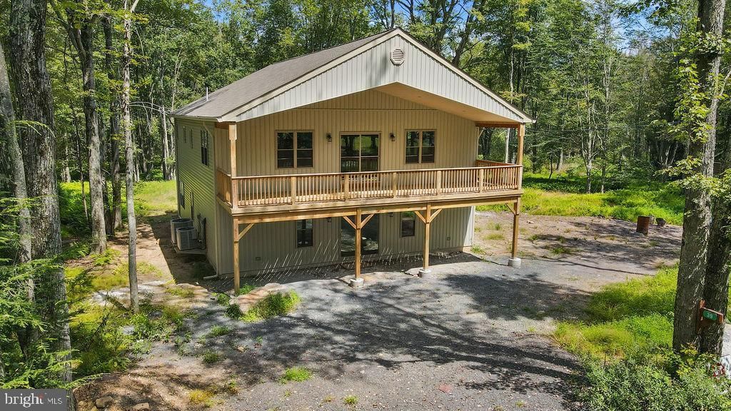 39 WOLF WAY, WHITE HAVEN, PA 18661