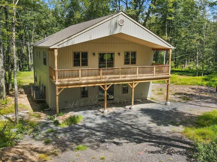 39 Wolf Way, White Haven, PA 18661 Main Photo