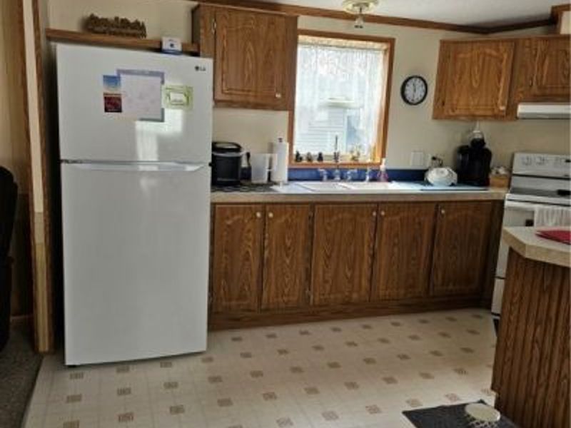 203 E Street SW, Navarre, OH 44662 Photo 5