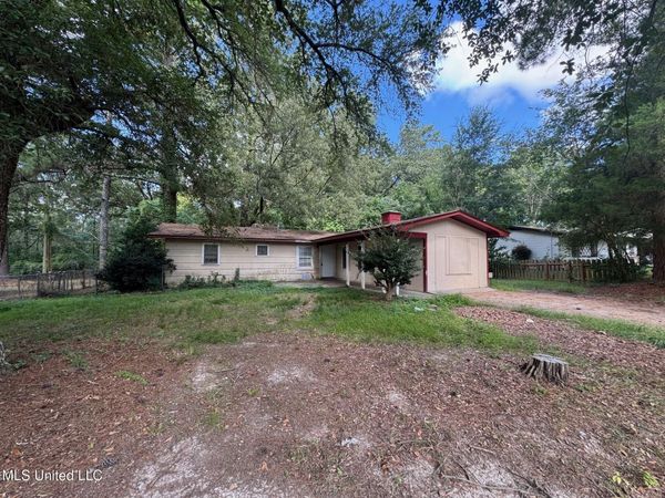 403 Queen Julianna Lane, Jackson, MS 39209